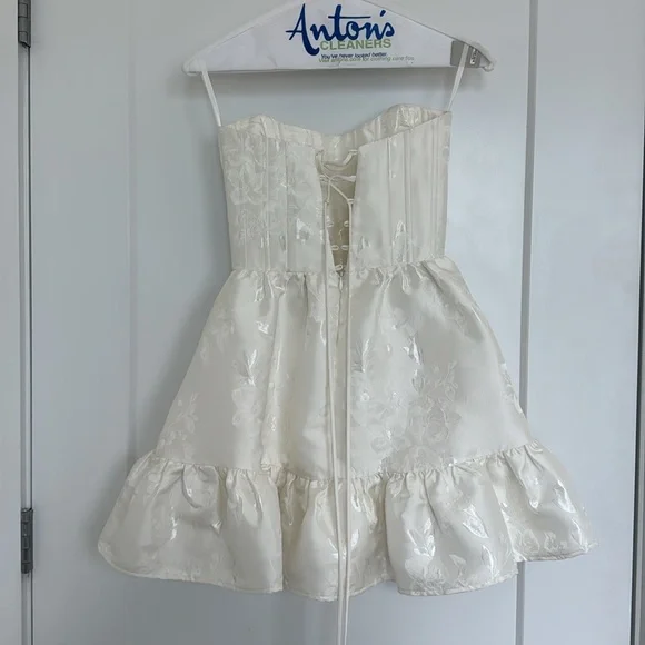 V. Chapman Ginny Dress in White Baroque Floral Strapless Mini Dress - Picture 6 of 6